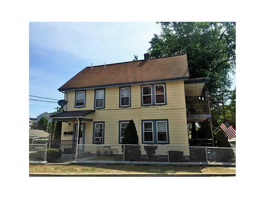 447 Mason St, Woonsocket, RI 02895 photo 2