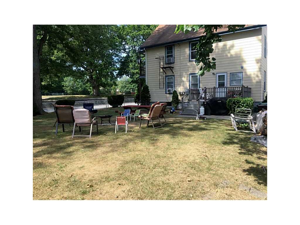 447 Mason St, Woonsocket, RI 02895 photo 8