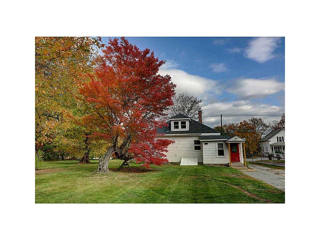 932 Victory Hwy, Mapleville, RI 02839 photo 3
