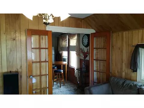 435 Transit St, Woonsocket, RI 02895 photo 17