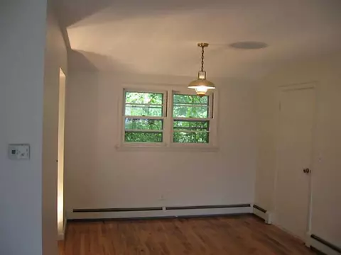 77 Glenbrook Rd, Warwick, RI 02889 photo 6