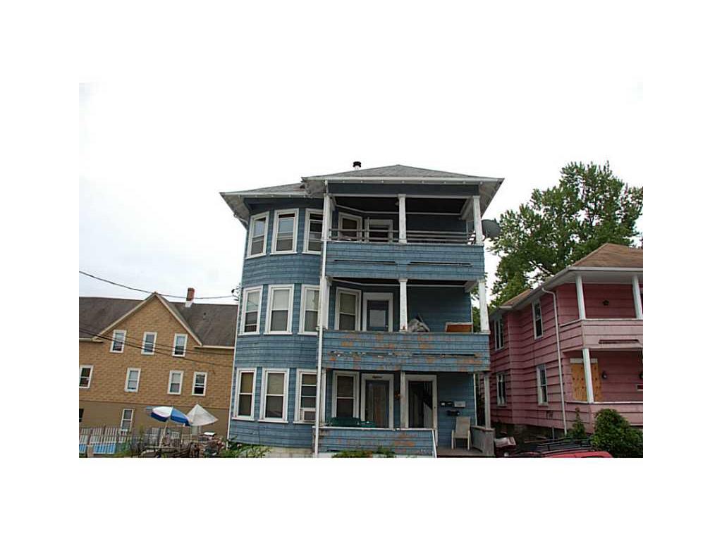 18 Rebekah St, Woonsocket, RI 02895 photo 1