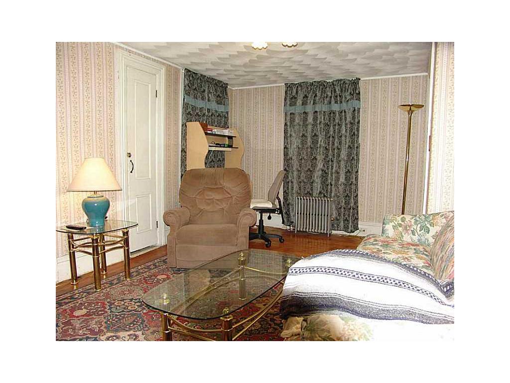 138 W School St, Woonsocket, RI 02895 photo 10