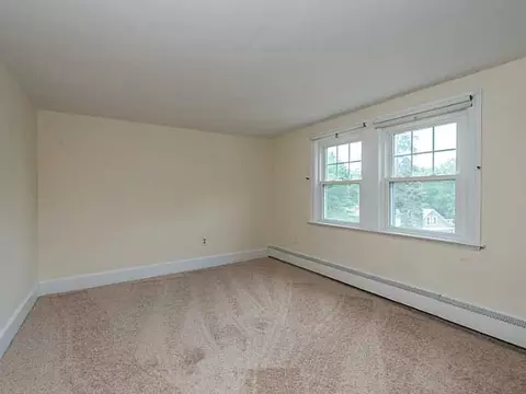 101 Pelletier Ave, Woonsocket, RI 02895 photo 16