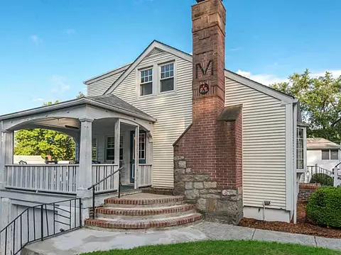 101 Pelletier Ave, Woonsocket, RI 02895 photo 4