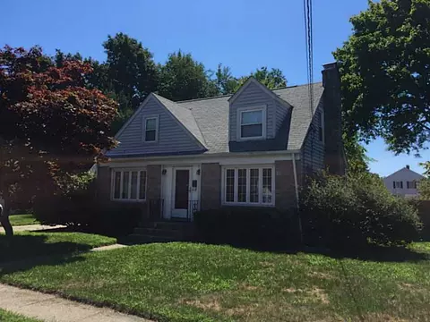 233 Harmony Ct, Warwick, RI 02889 photo 1