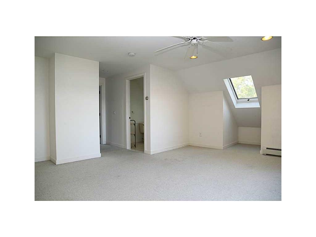 334 Claypool Dr, Warwick, RI 02886 photo 17