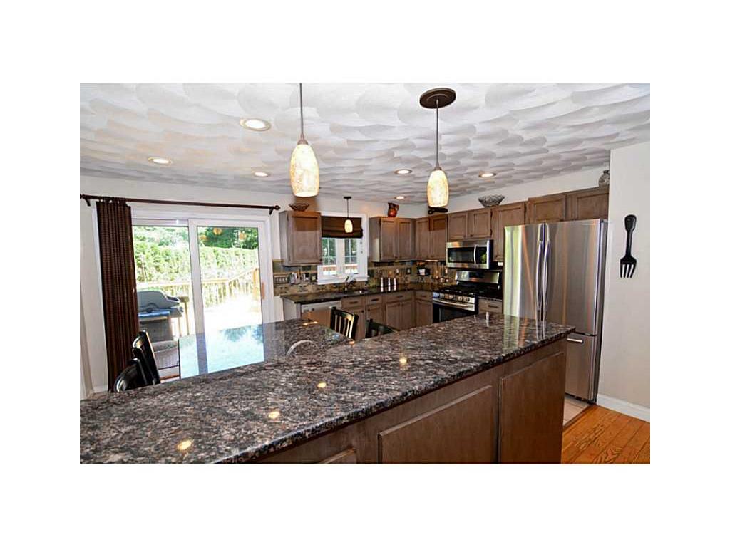 24 Bokar St, Warwick, RI 02886 photo 4