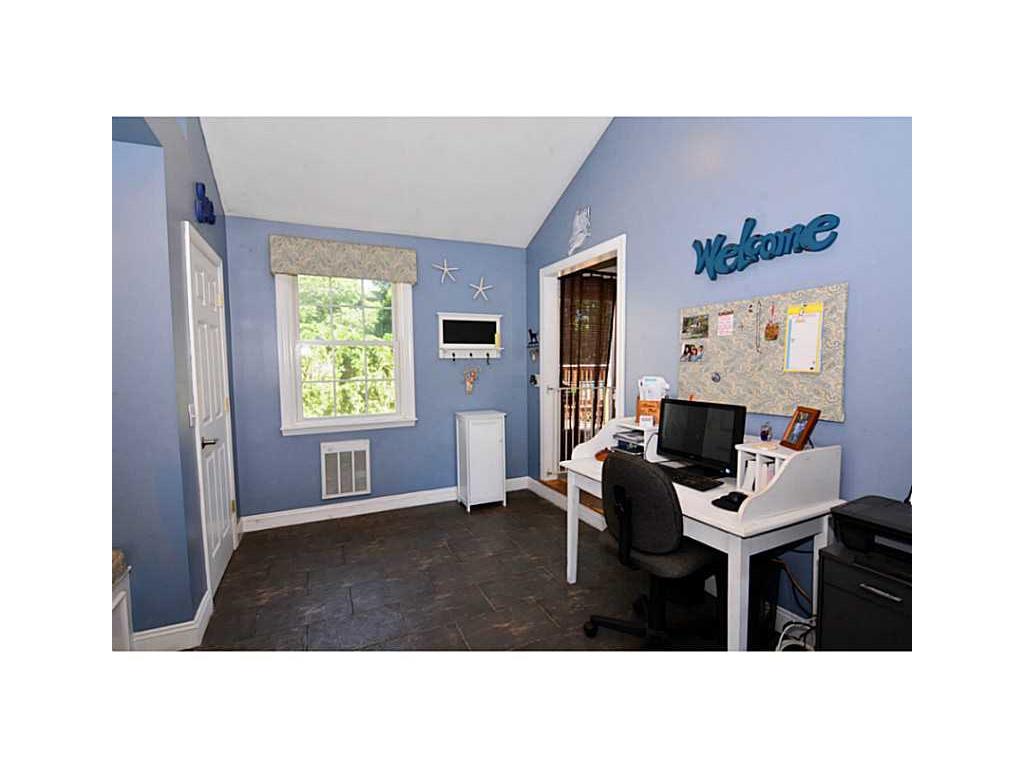 24 Bokar St, Warwick, RI 02886 photo 6