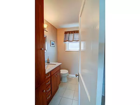 10 Elder Ave, Riverside, RI 02915 photo 9