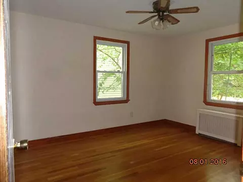 7 Pullen Ave, Pawtucket, RI 02861 photo 4