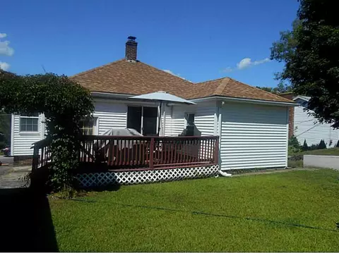 104 Saint Cecile Ave, Woonsocket, RI 02895 photo 11