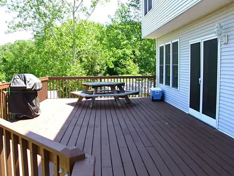12 Ivanhoe Dr, Westerly, RI 02891 photo 19