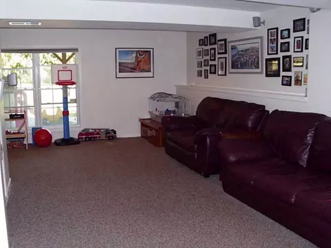 12 Ivanhoe Dr, Westerly, RI 02891 photo 17