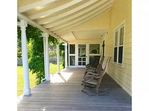 11 Westerly Rd, Westerly, RI 02891 photo 2