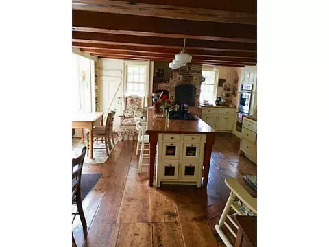 11 Westerly Rd, Westerly, RI 02891 photo 8