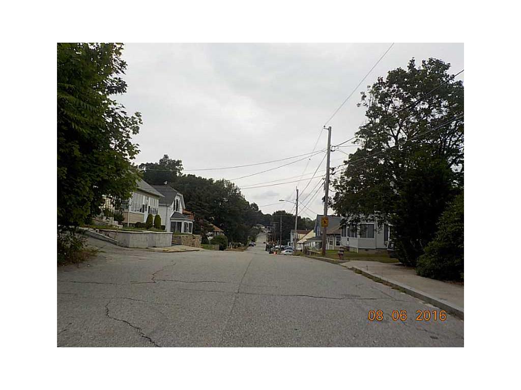 260 Joffre Ave, Woonsocket, RI 02895 photo 5