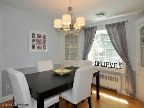 372 Manor Dr, Warwick, RI 02888 photo 10