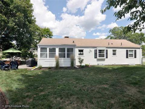 372 Manor Dr, Warwick, RI 02888 photo 22