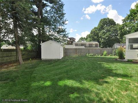372 Manor Dr, Warwick, RI 02888 photo 21