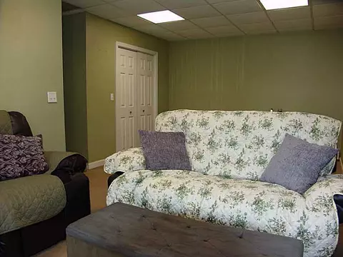 209 Harrison Ave, Warwick, RI 02888 photo 17