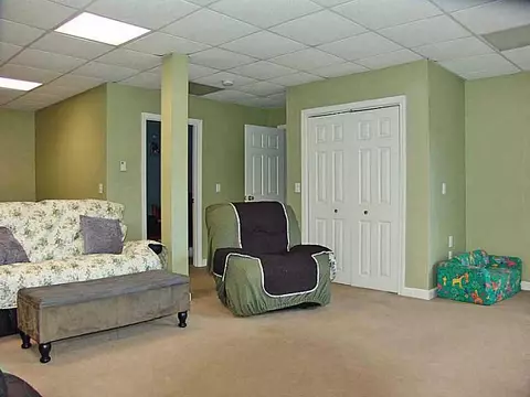 209 Harrison Ave, Warwick, RI 02888 photo 13
