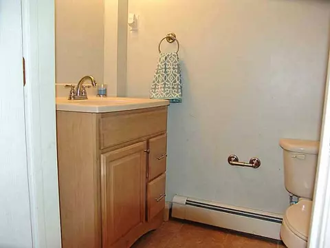209 Harrison Ave, Warwick, RI 02888 photo 12