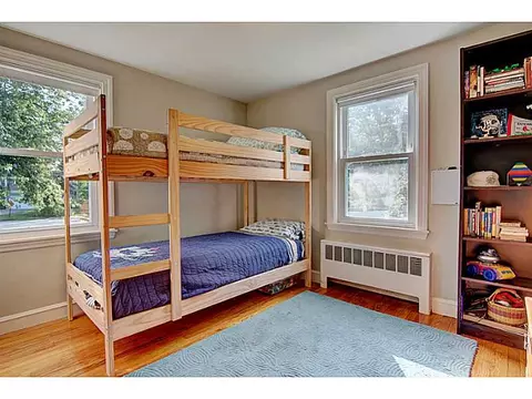 2 Roberta Dr, Barrington, RI 02806 photo 12