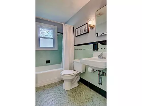 2 Roberta Dr, Barrington, RI 02806 photo 13