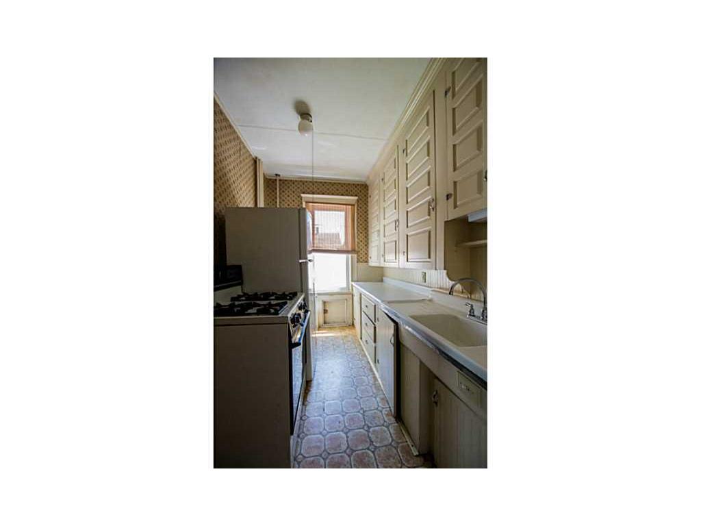 550 S Main St, Woonsocket, RI 02895 photo 8