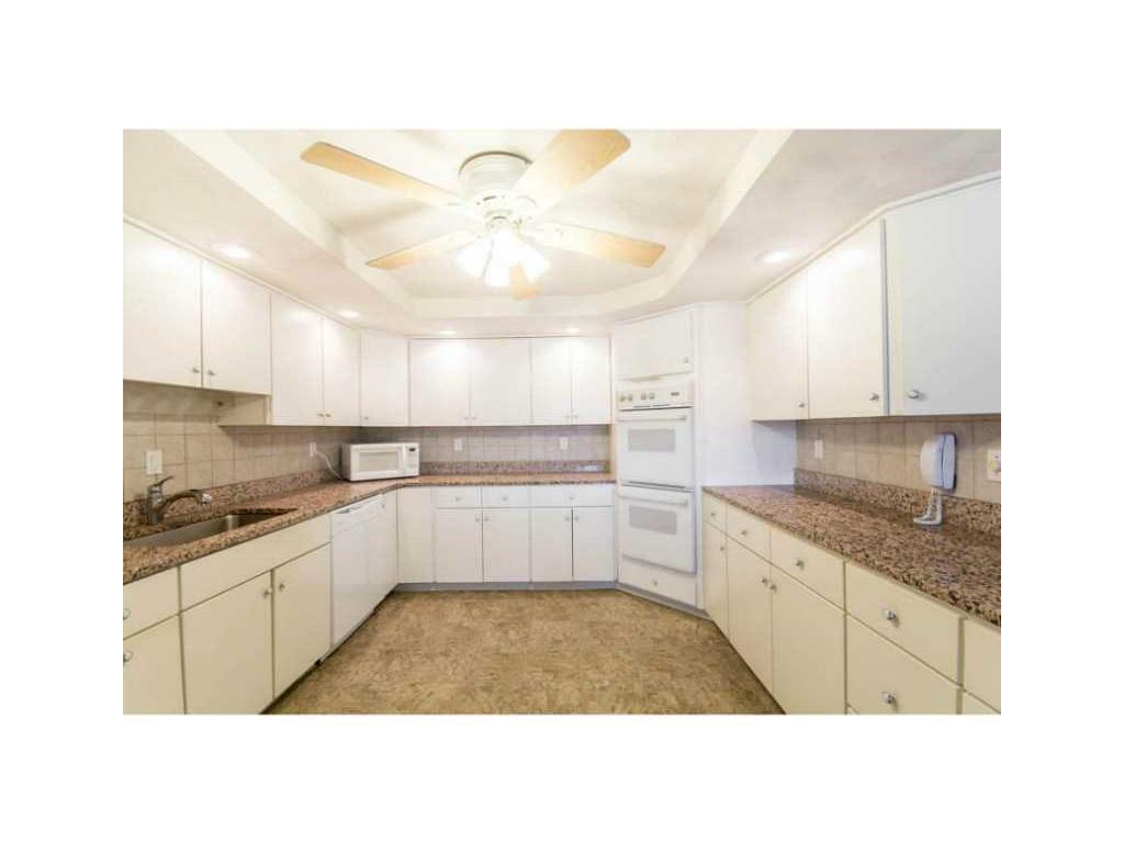2 Bay St, Warren, RI 02885 photo 8