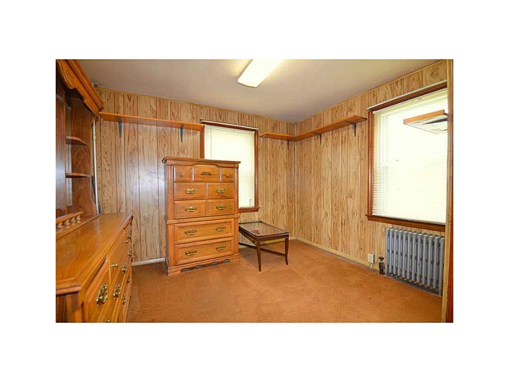 110 Ormsby Ave, Warwick, RI 02886 photo 8