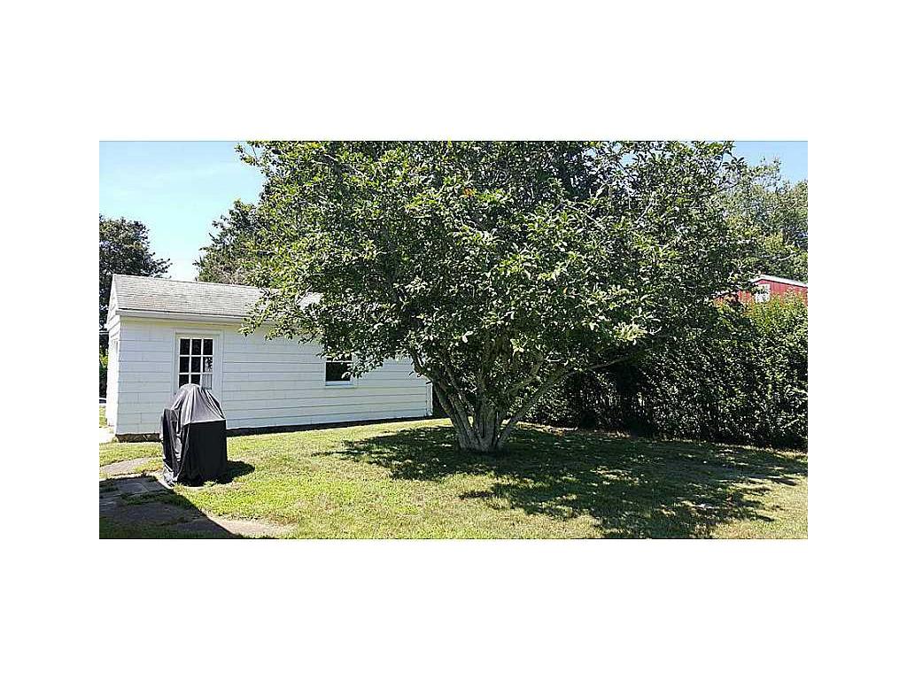 6 Shirley Dr, Westerly, RI 02891 photo 4
