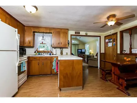 120 Haswill St, Warwick, RI 02889 photo 10