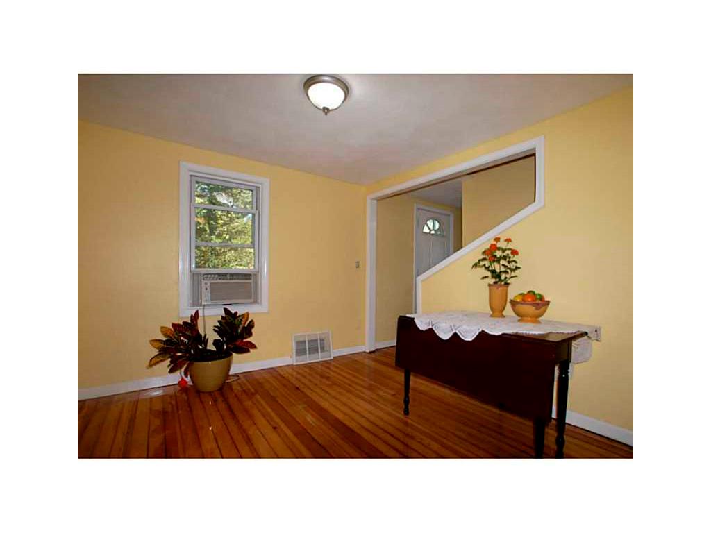 110 112 Clinton Ave, Warwick, RI 02886 photo 11