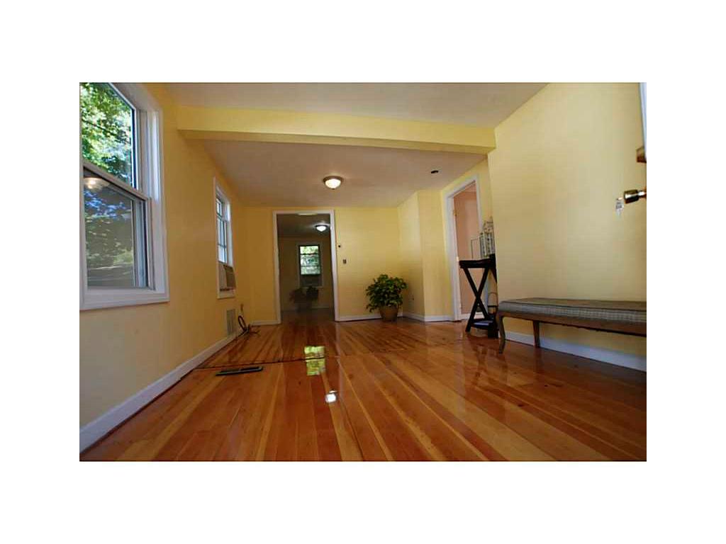 110 112 Clinton Ave, Warwick, RI 02886 photo 7