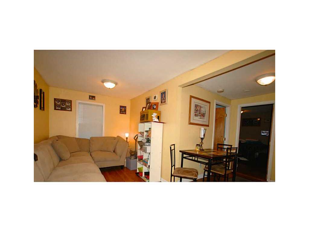 110 112 Clinton Ave, Warwick, RI 02886 photo 4