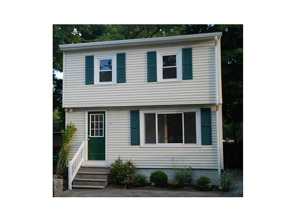 110 112 Clinton Ave, Warwick, RI 02886 photo 2