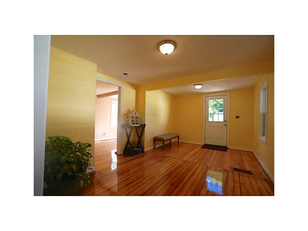 110 112 Clinton Ave, Warwick, RI 02886 photo 18