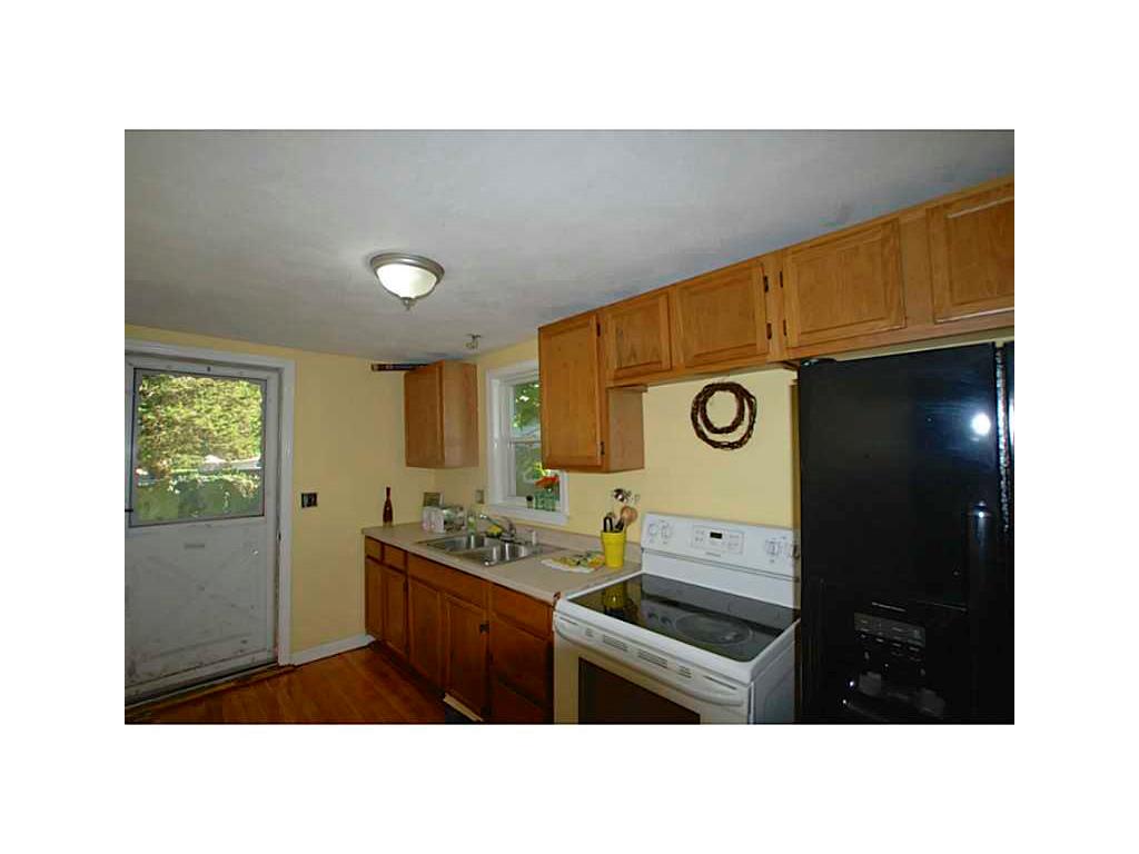 110 112 Clinton Ave, Warwick, RI 02886 photo 15