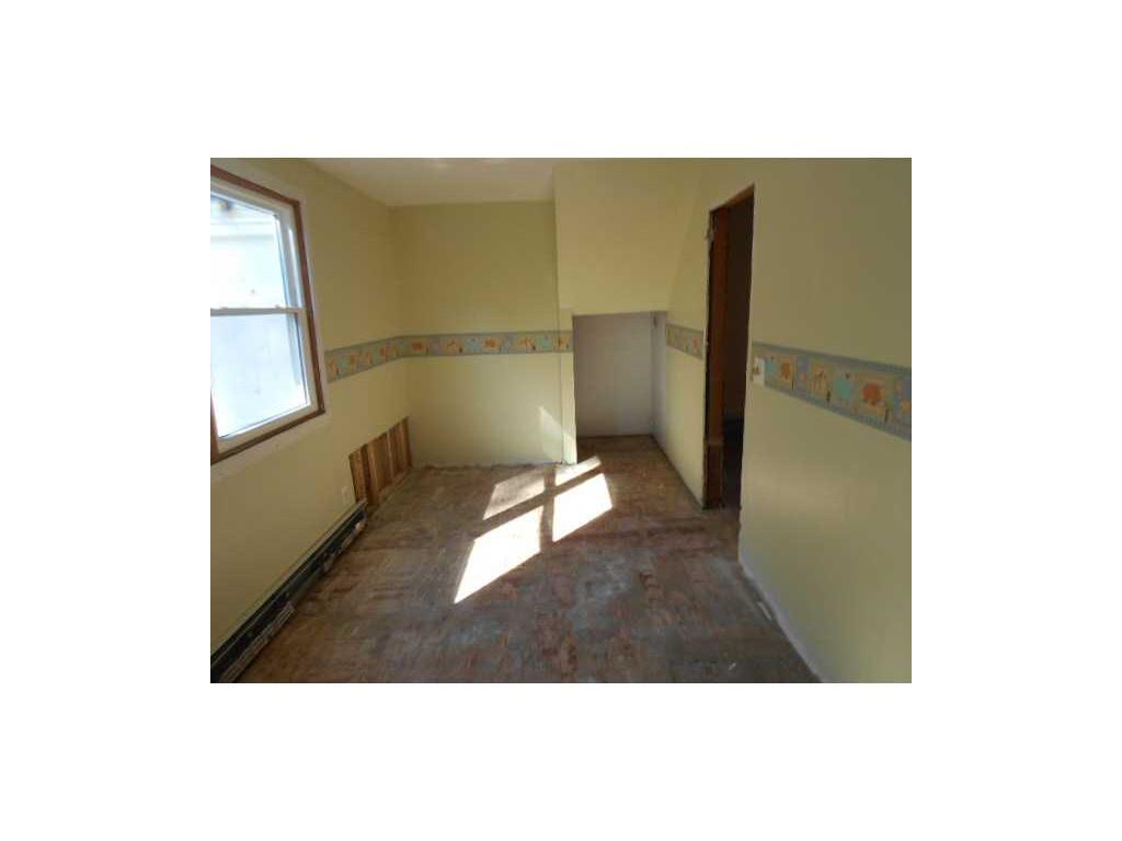 147 Harrison Ave, Woonsocket, RI 02895 photo 12