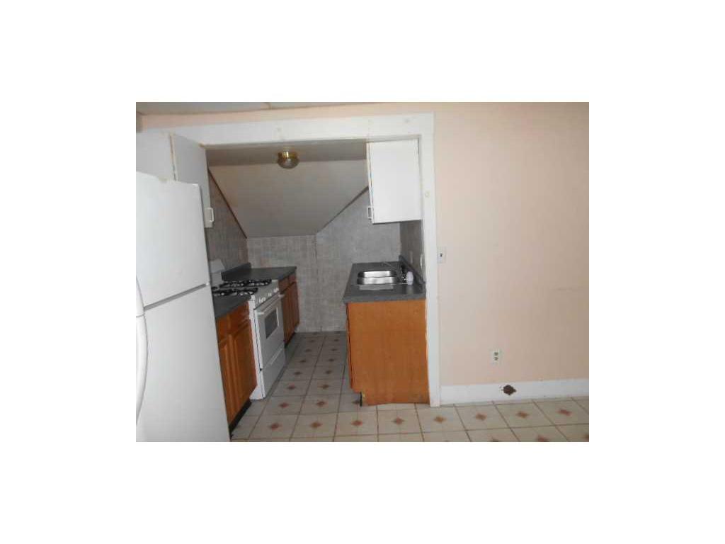 147 Harrison Ave, Woonsocket, RI 02895 photo 16