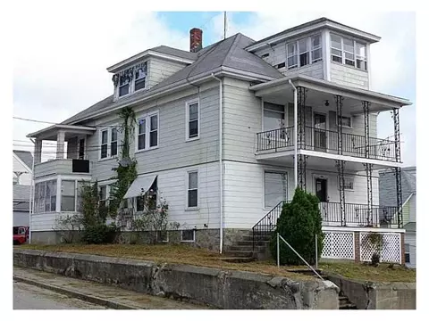 556 Elm St, Woonsocket, RI 02895 photo 1