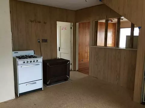 556 Elm St, Woonsocket, RI 02895 photo 9