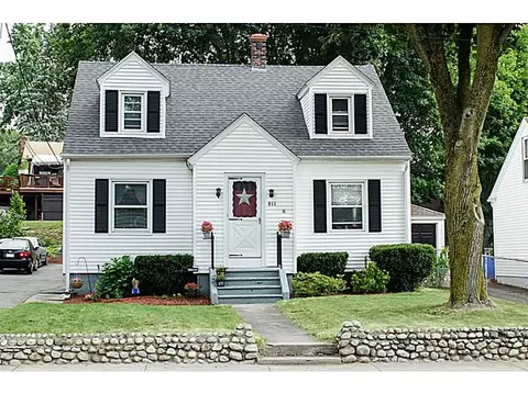800 Cass Ave, Woonsocket, RI 02895 photo 1