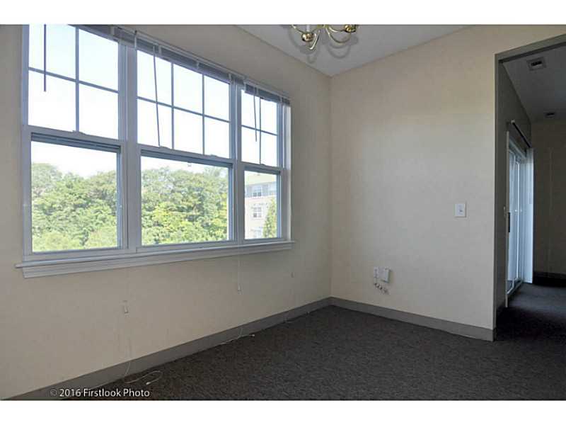 102 Mill St, Woonsocket, RI 02895 photo 8