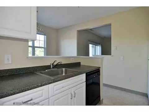 102 Mill St #104, Woonsocket, RI 02895 photo 6