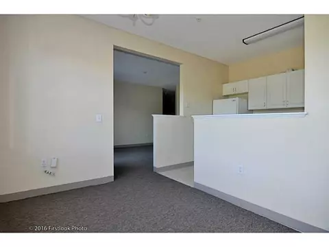 102 Mill St #104, Woonsocket, RI 02895 photo 9