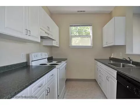 102 Mill St #104, Woonsocket, RI 02895 photo 4