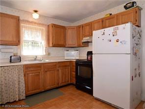 42 Carpenter St, Warwick, RI 02886 photo 6